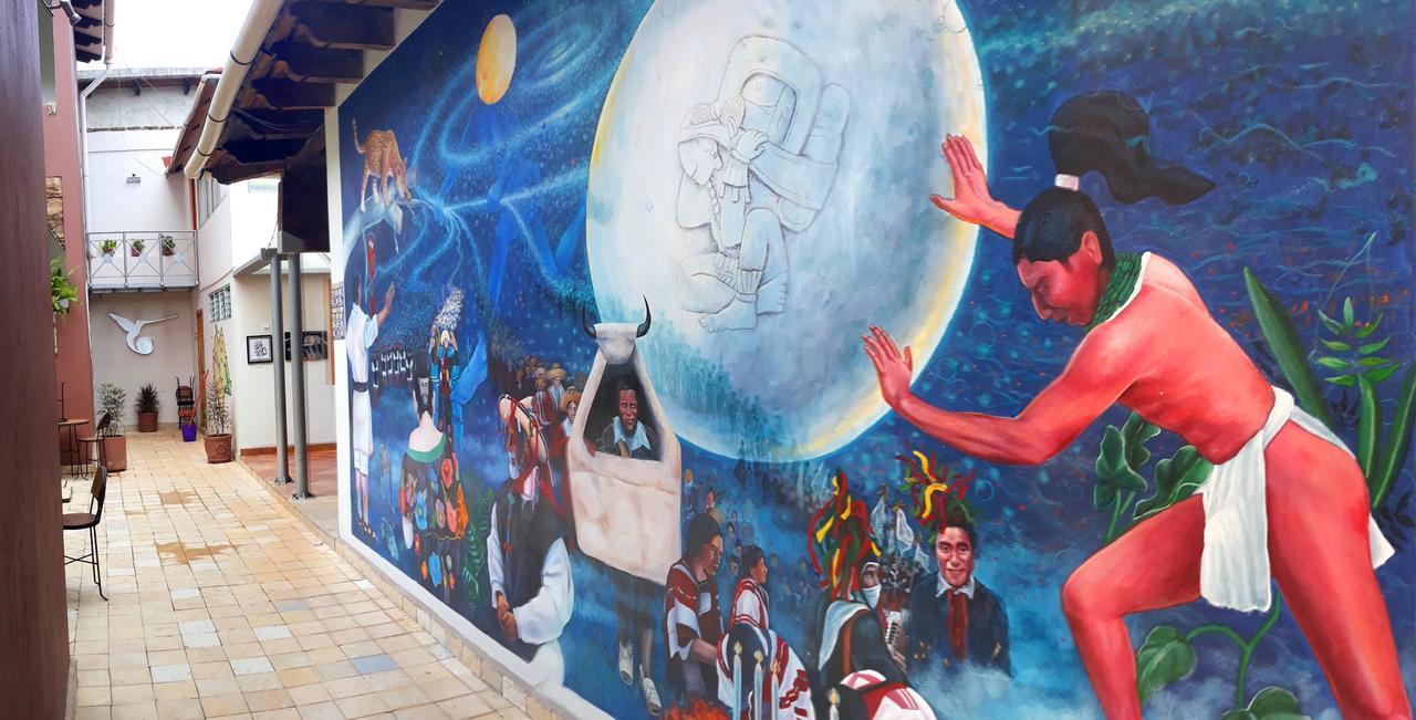 アクスカン アルテ ホテル San Cristóbal de Las Casas エクステリア 写真